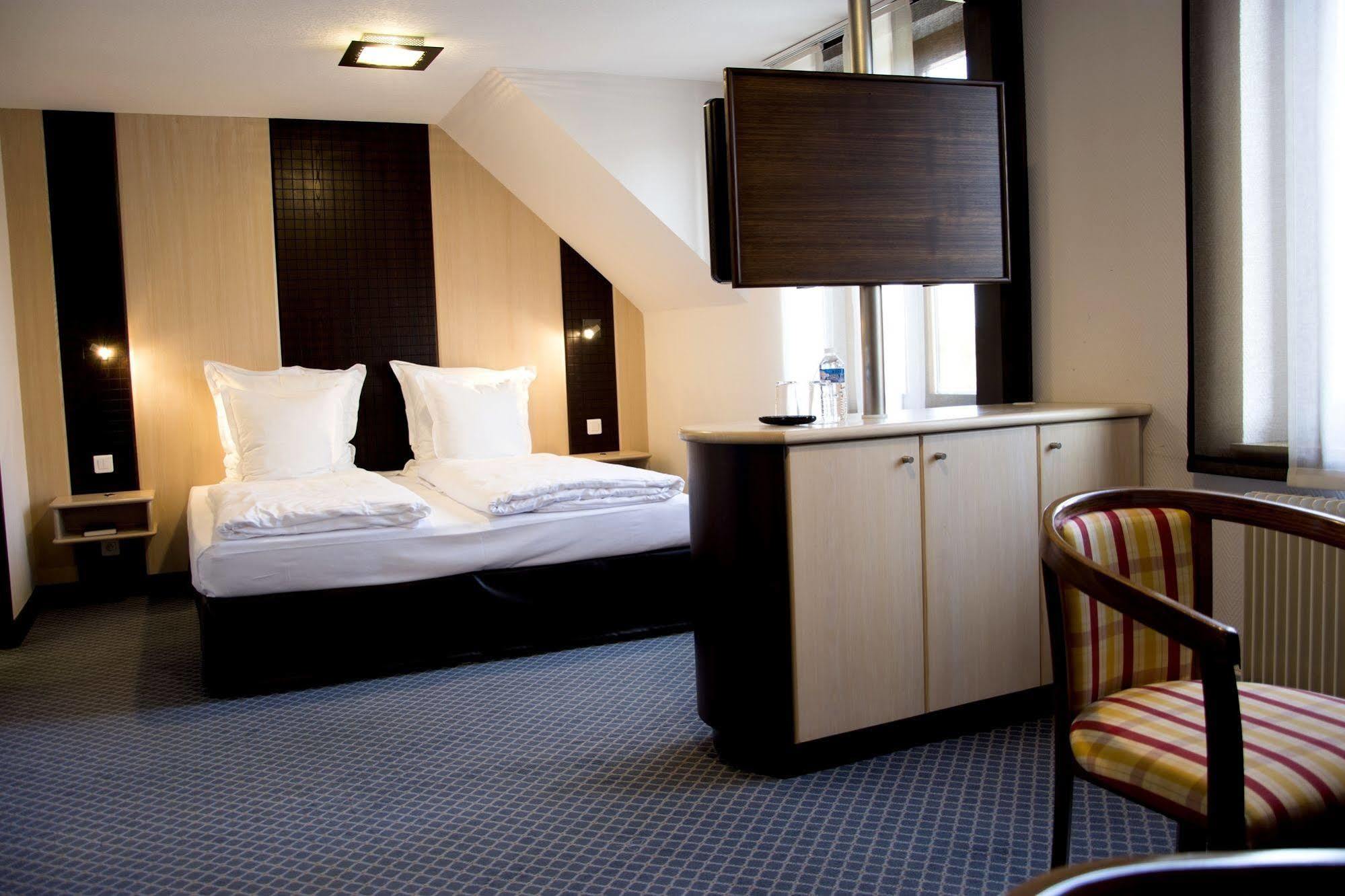 Hotel Spa Et Restaurant Au Chasseur Birkenwald Luaran gambar
