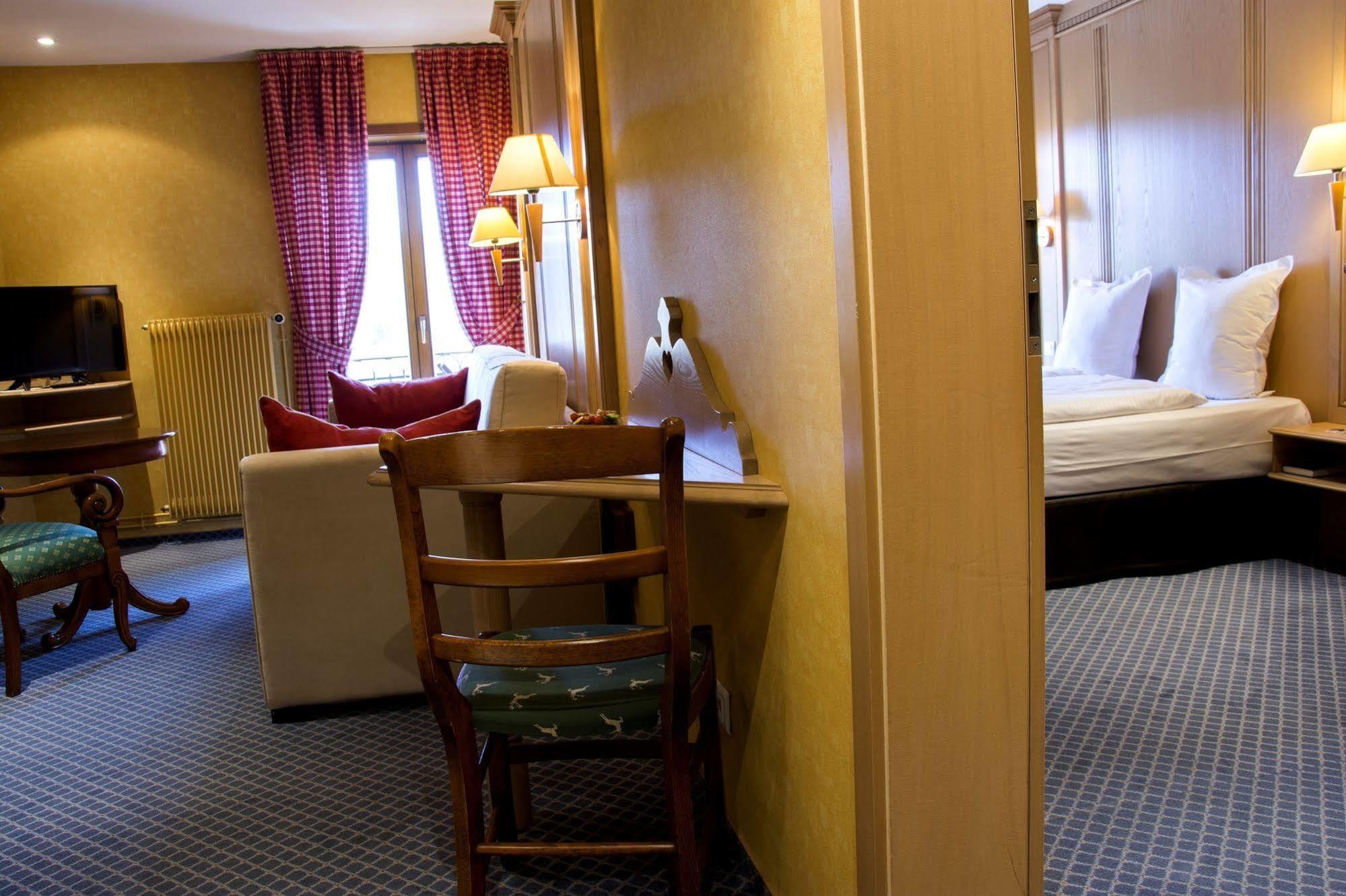 Hotel Spa Et Restaurant Au Chasseur Birkenwald Luaran gambar